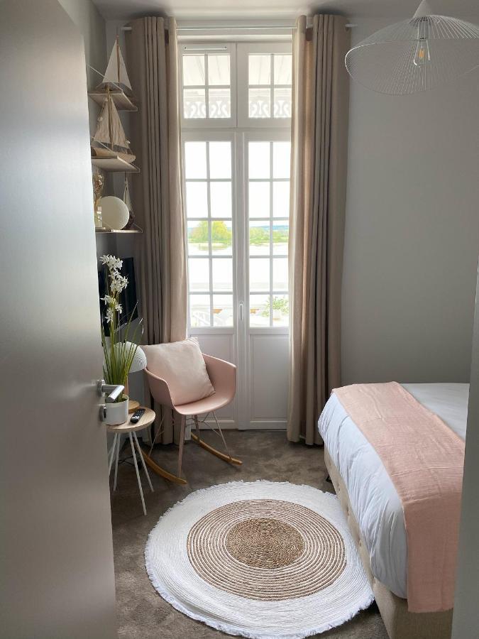 White House, Maison D'Hotes Villequier 외부 사진