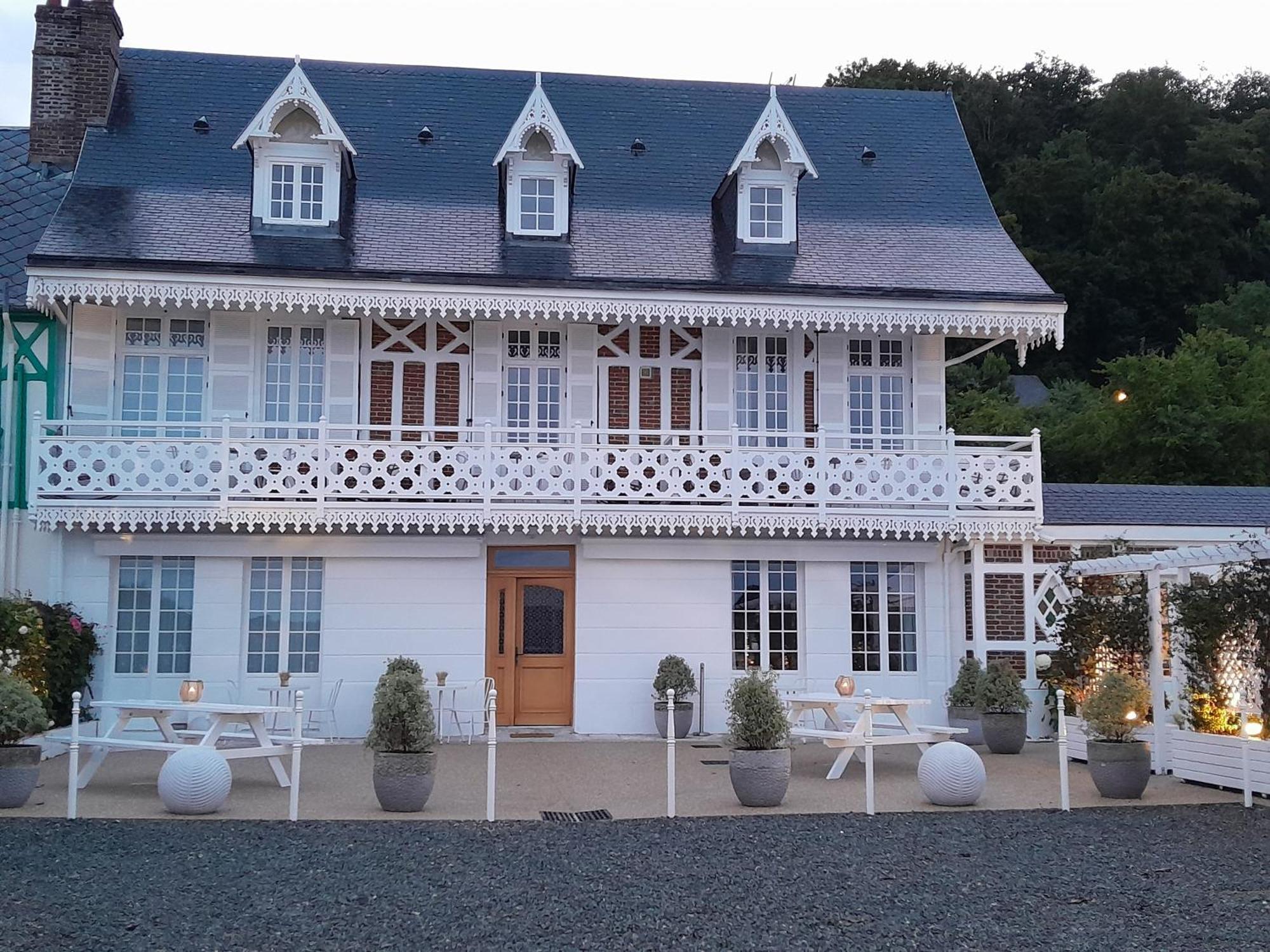 White House, Maison D'Hotes Villequier 외부 사진